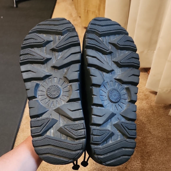 UGG Tasman Weather Hybrid - Picture 6 of 11